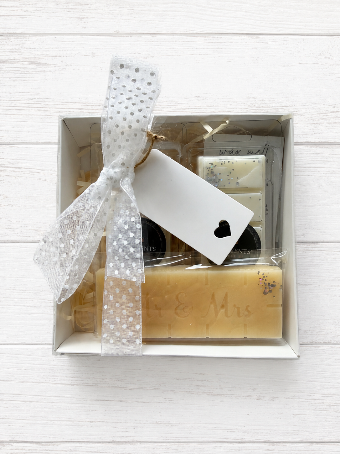 Mr & Mrs Gift Set