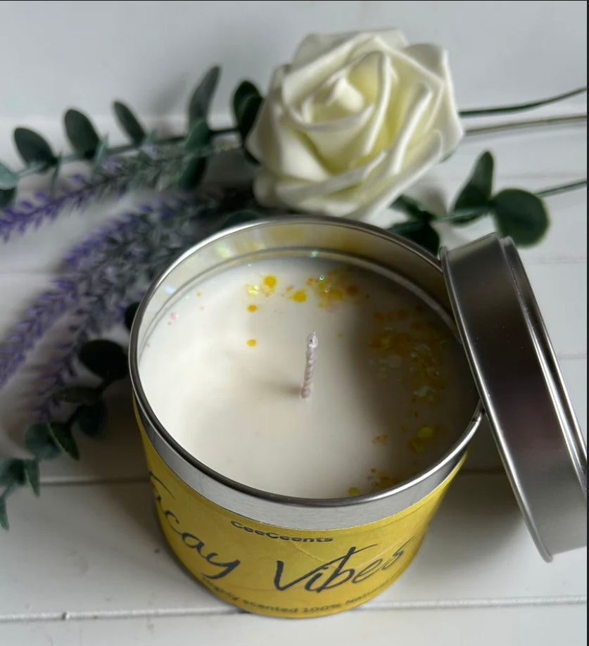 Vacay Vibe Tin Candle