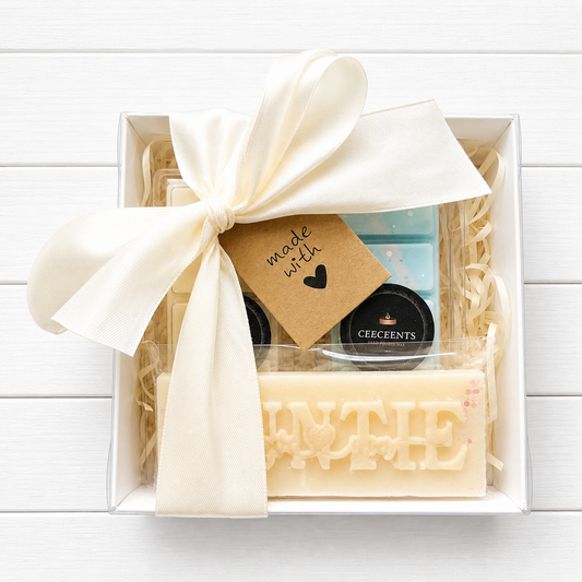 Auntie (we love you) Gift Set