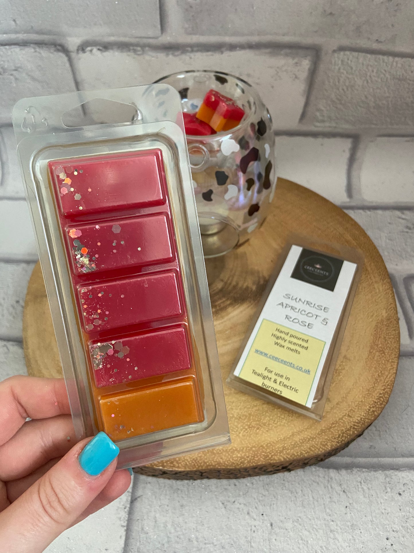 Sunrise Apricot & Rose Snap bar